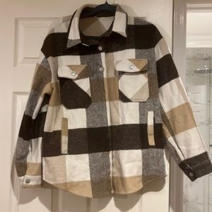 Beautiful shacket worn once size Medium